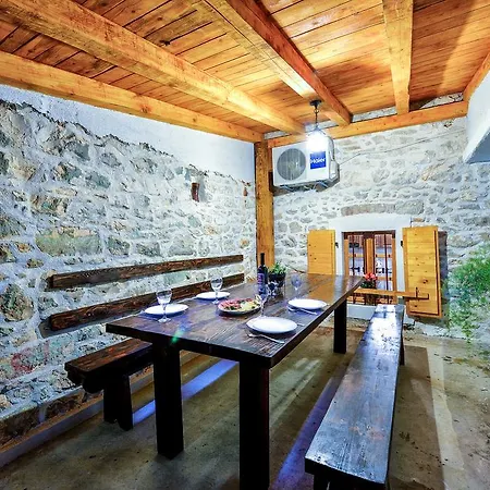 度假居 速迪耶尼多威度假屋 *