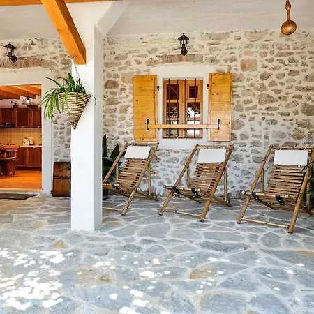 Holiday home Sudinjevi Dvori Sukosan