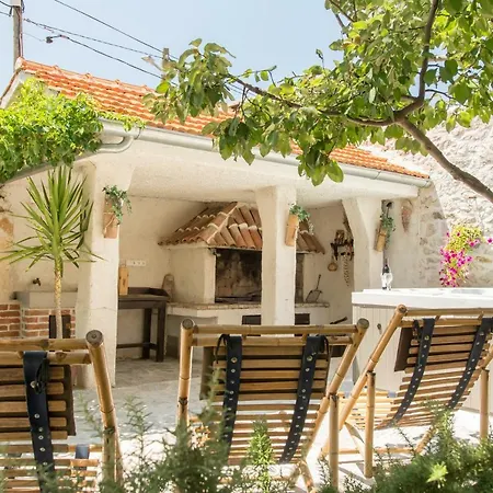 Holiday home Sudinjevi Dvori *