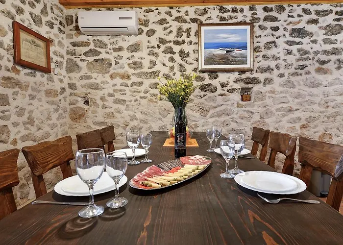 Дом отдыха Sudinjevi Dvori Сукошан